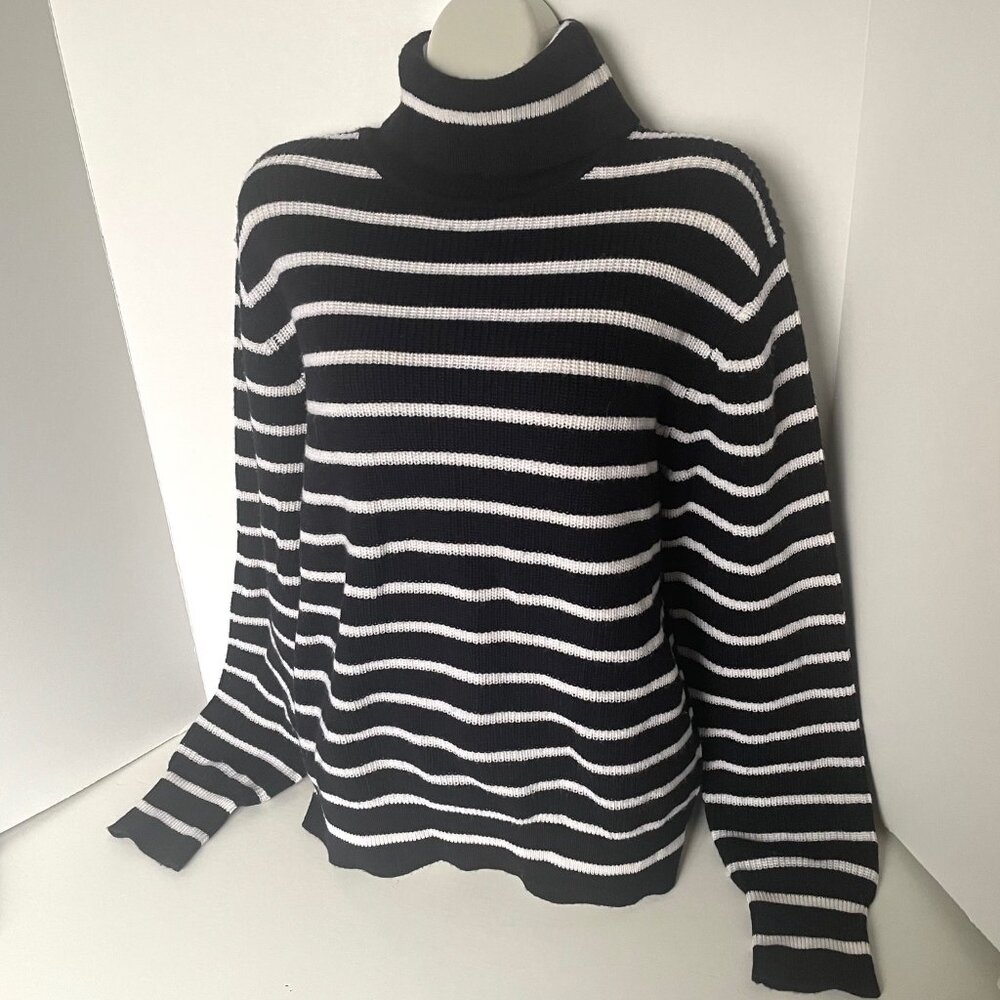 Patrick Assaraf Merino Wool Black & White Stripe Turtleneck NWOT - Picture 2 of 8